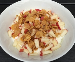 A38 med krydrede cornflakes og æble