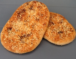 Fladbrød med chili og parmesan