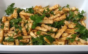 Salat med bagt selleri