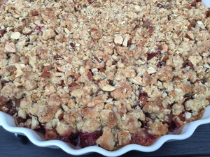 Rabarbercrumble med marcipan