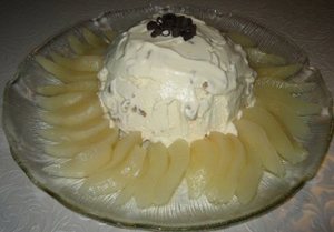 Valnøddeis med pærer