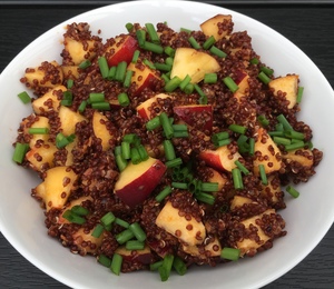 Quinoasalat med nektarin