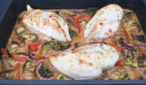 Kyllingefilet i asiatisk flødesauce