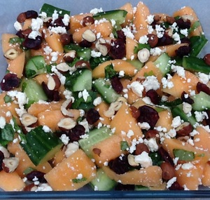 Melon- og agurkesalat